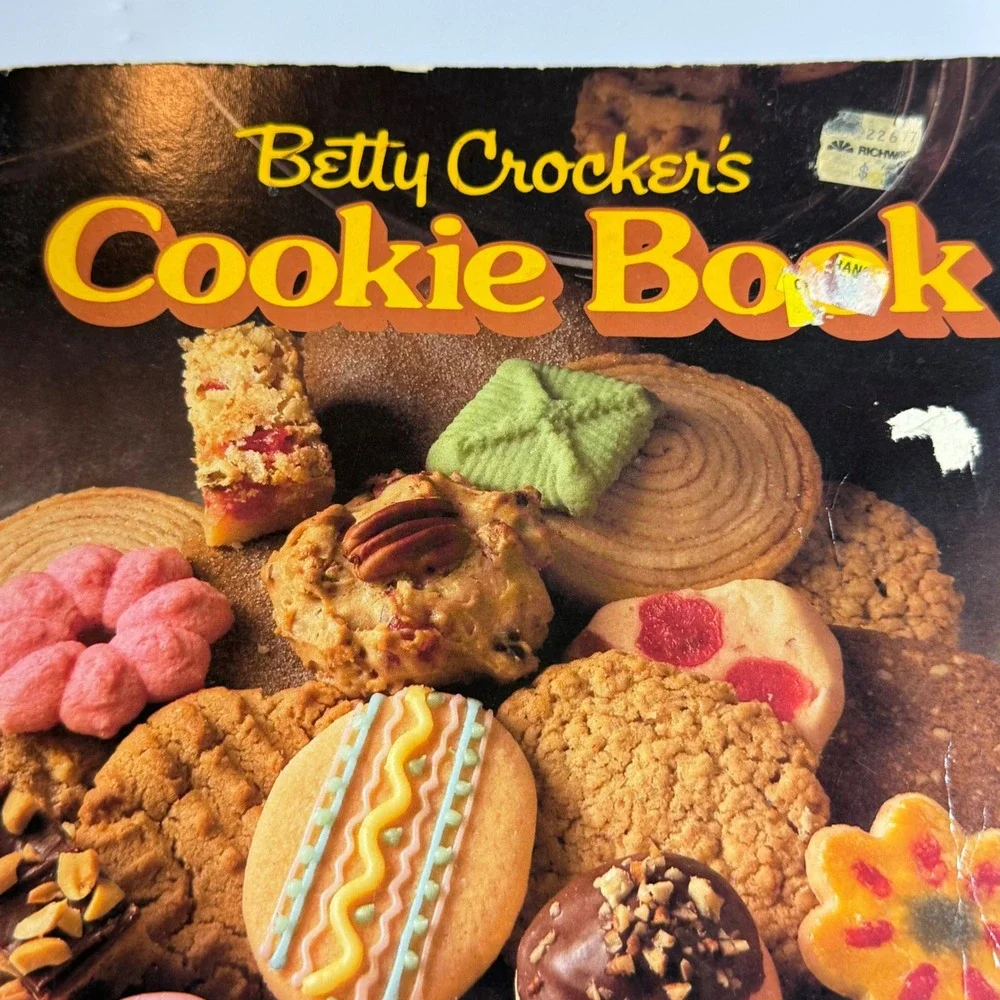 VTG Betty Crocker Cookie Book Cookbook 1982‎ Retro Baking Recipes Cottagecore